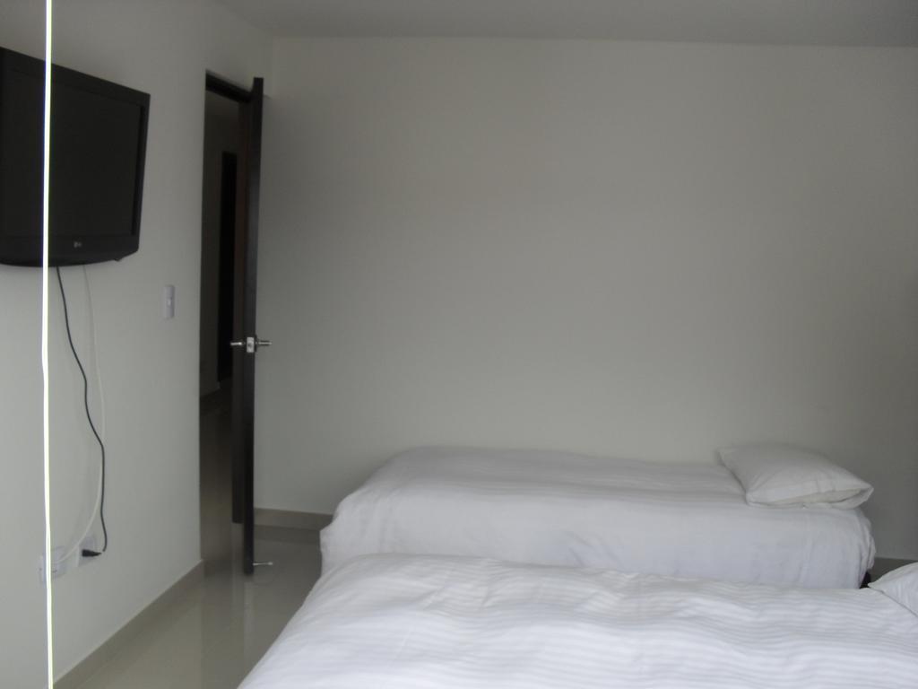 A Bogota On Holidays By Open - Hotel Cas-Embajada Americana Экстерьер фото