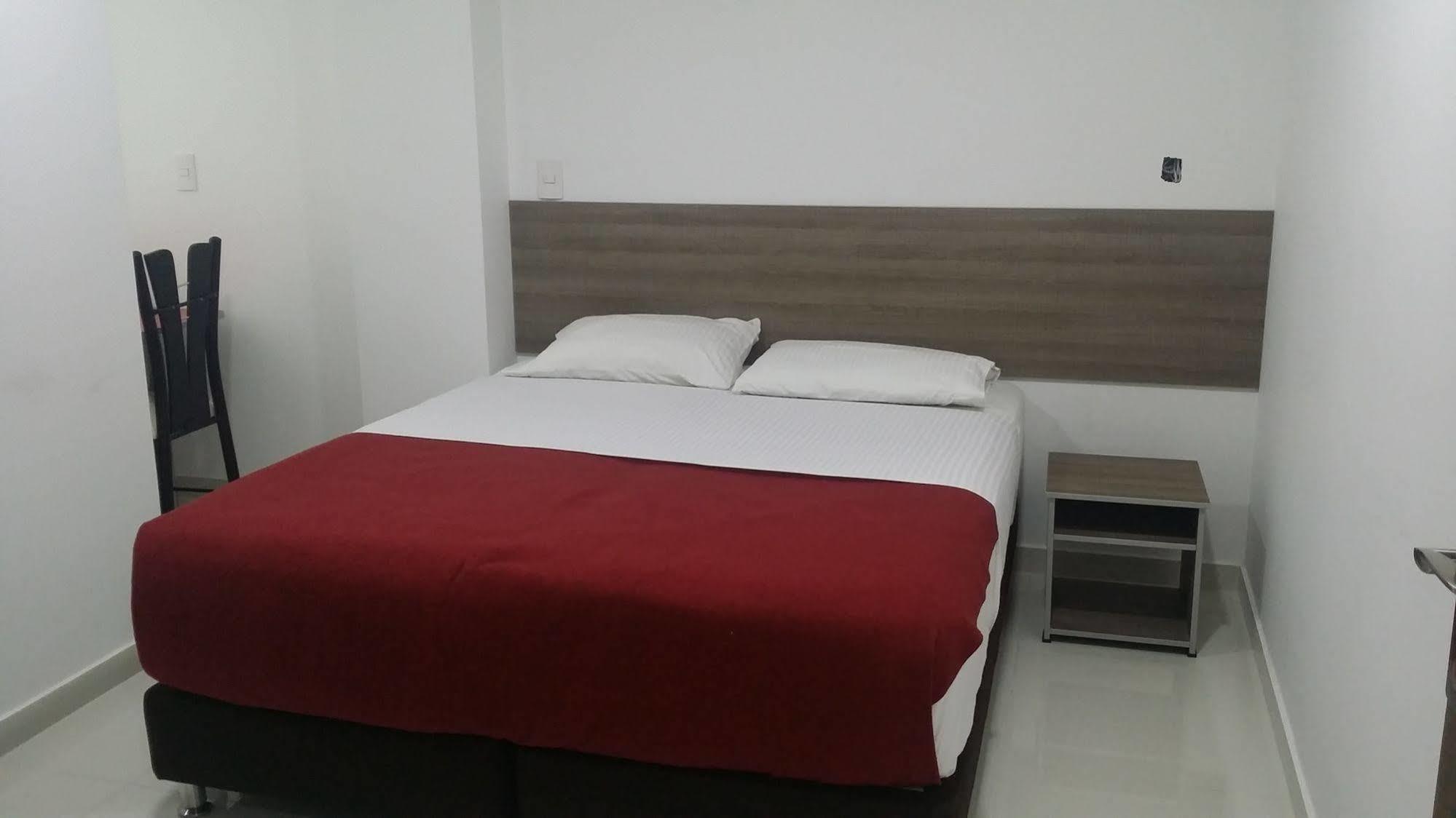 A Bogota On Holidays By Open - Hotel Cas-Embajada Americana Экстерьер фото